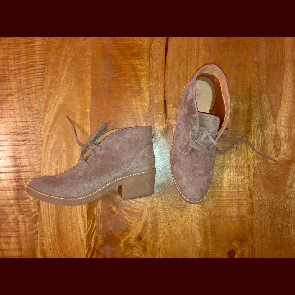 Rarely worn booties